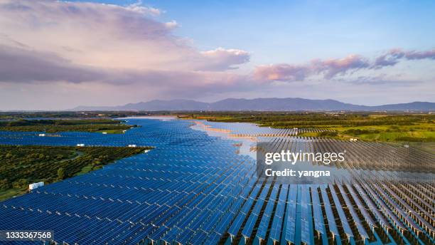 outdoor photovoltaic power generation scene - windy city stock pictures, royalty-free photos & images