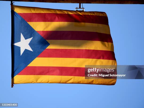 catalan (independence) starry flag - reus spain stock pictures, royalty-free photos & images