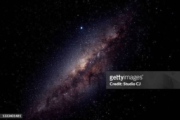 茶色の色合いの天の川の壮大なキャプチャ。証拠の銀河中心 - 天の川 ストックフォトと画像