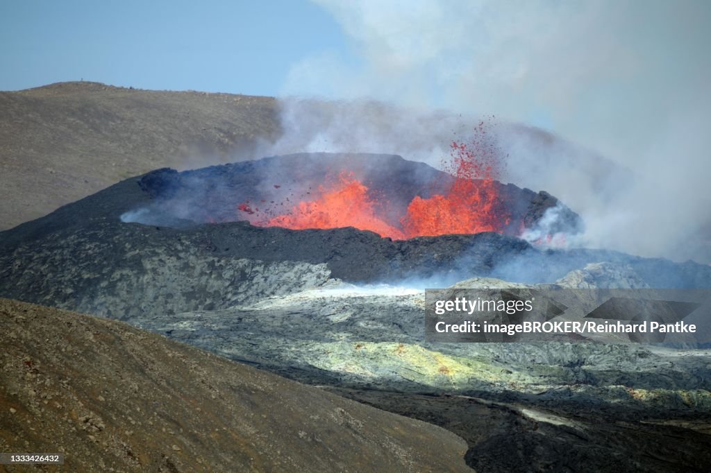 Active volcano with lava fountains, volcanic crater, Fagradalsfjall, Geldingadalir, Reykjanes, Sudurnes, Iceland