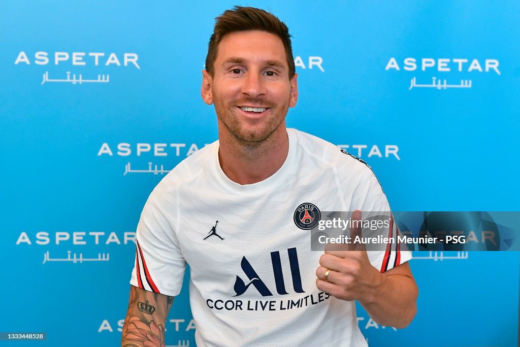 Lionel Messi Undergoes his Medical Ahead of Signing for Paris Saint-Germain