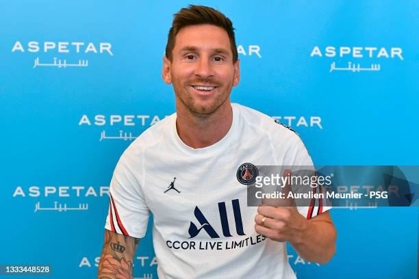 Lionel Messi poses before his medical tests ahead of signing for Paris Saint-Germain on August 10, 2021 in Paris, France.