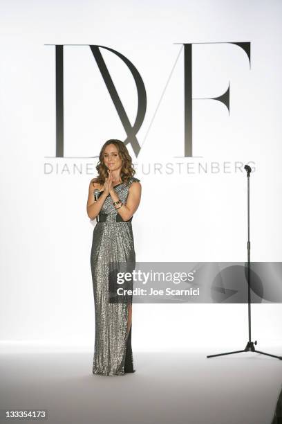 Eliza Dushku announces the fashion show at Smashbox West Hollywood on September 24, 2009 in West Hollywood, California.