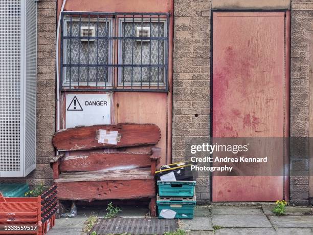 abandoned and neglected - absent stock pictures, royalty-free photos & images