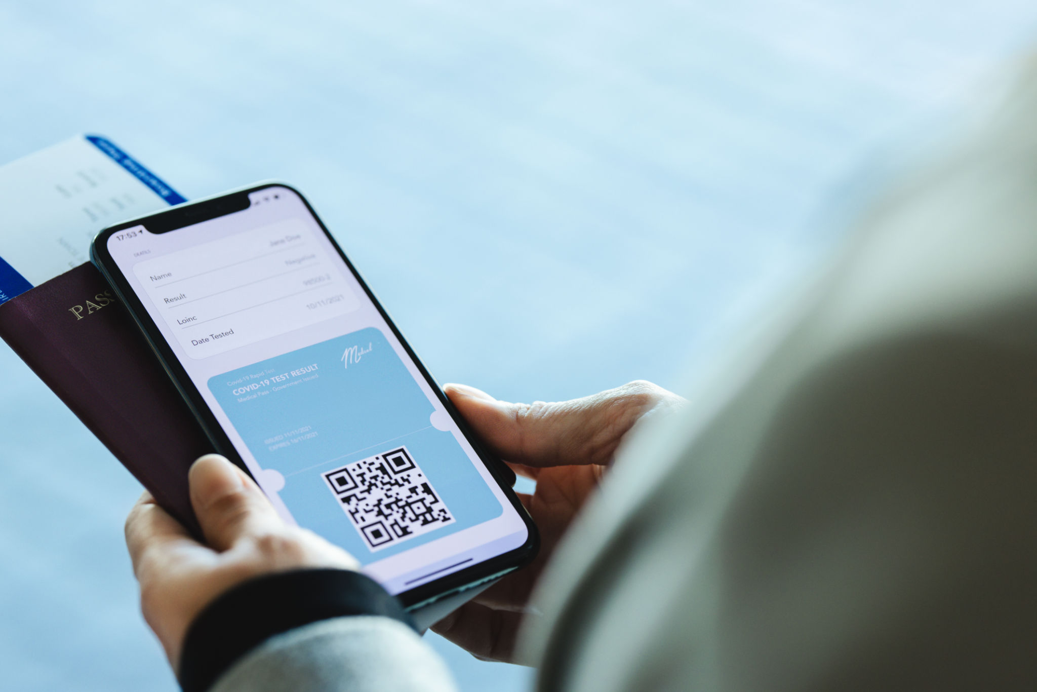 smartphone travel app