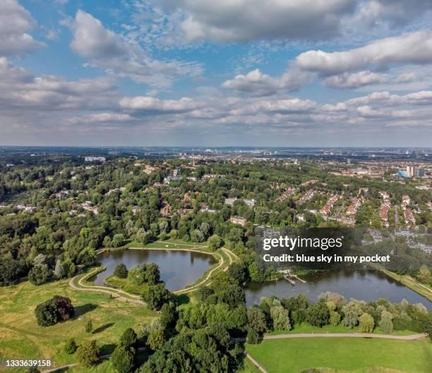 hampstead bathing ponds, london - hampstead heath - fotografias e filmes do acervo