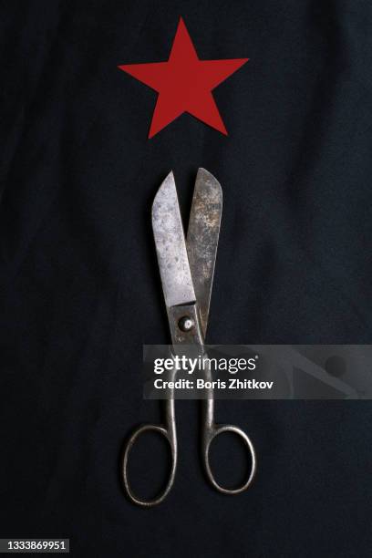 vintage scissors and red star. - cult stock pictures, royalty-free photos & images