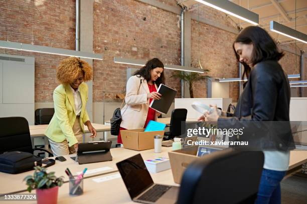 Packing Work Office Office Packing Photos and Premium High Res Pictures - Getty Images