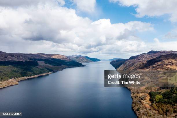 scottish highlands, scotland, uk - loch ness stockfoto's en -beelden