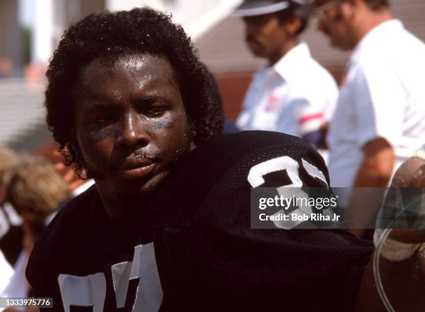 Los Angeles Raiders CB Lester Hayes during game of Los Angeles Raiders against Miami Dolphins, August 19, 1984 in Los Angeles, California.