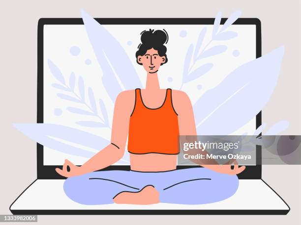 frau am laptop mit yoga - yogalehrer stock-grafiken, -clipart, -cartoons und -symbole