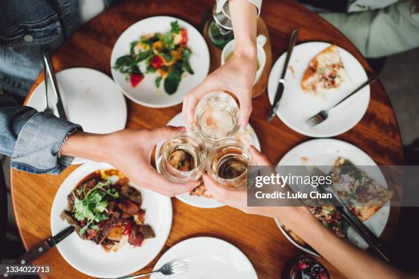 fun lunch gathering - business lunch outside stock pictures, royalty-free photos & images