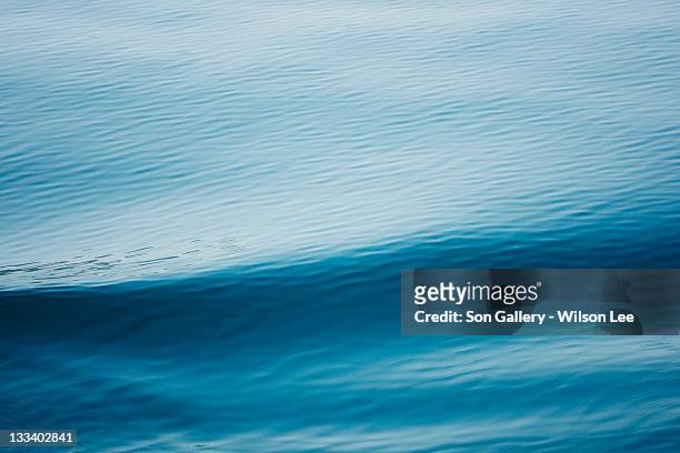 breeze - background ocean stockfoto's en -beelden