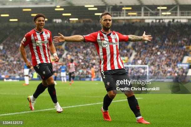 Adam Armstrong of Southampton celebrates after scoring their side's first goal during the Premier League match between Everton and Southampton at...