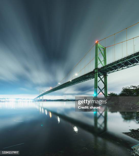 ponte di attraversamento del porto - halifax foto e immagini stock