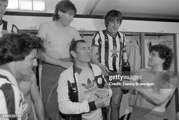 Newcastle players from left to right Glenn Roeder, Chris Waddle, Peter Beardsley with, front row, Kenny Wharton, Manager Arthur Cox and Kevin Keegan...