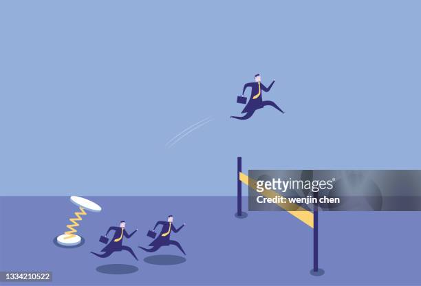 ilustraciones, imágenes clip art, dibujos animados e iconos de stock de el resorte en espiral ayuda a uno de los hombres de negocios a cruzar el obstáculo - carreras de obstáculos prueba en pista