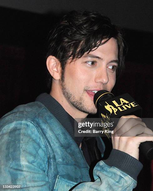 Jackson Rathbone In Boxers 53 Jackson Rathbone Surprises Fans At The Twilight Saga Breaking Dawn ...