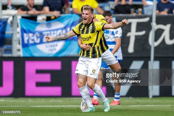 Nikolai Baden Frederiksen of Vitesse celebrates his goal during the Dutch Eredivisie match between PEC Zwolle and Vitesse at MAC3 PARK stadion on...