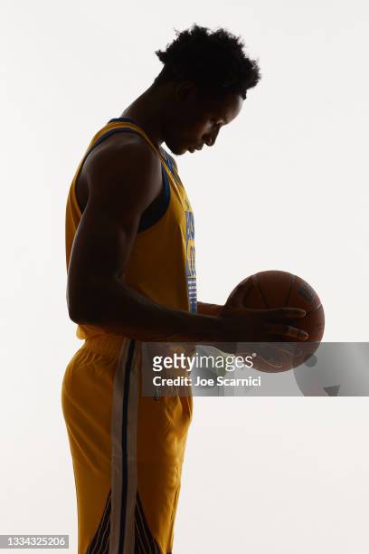 NBA Canada on X: 📸: Scottie Barnes 2021 Rookie Photo Shoot
