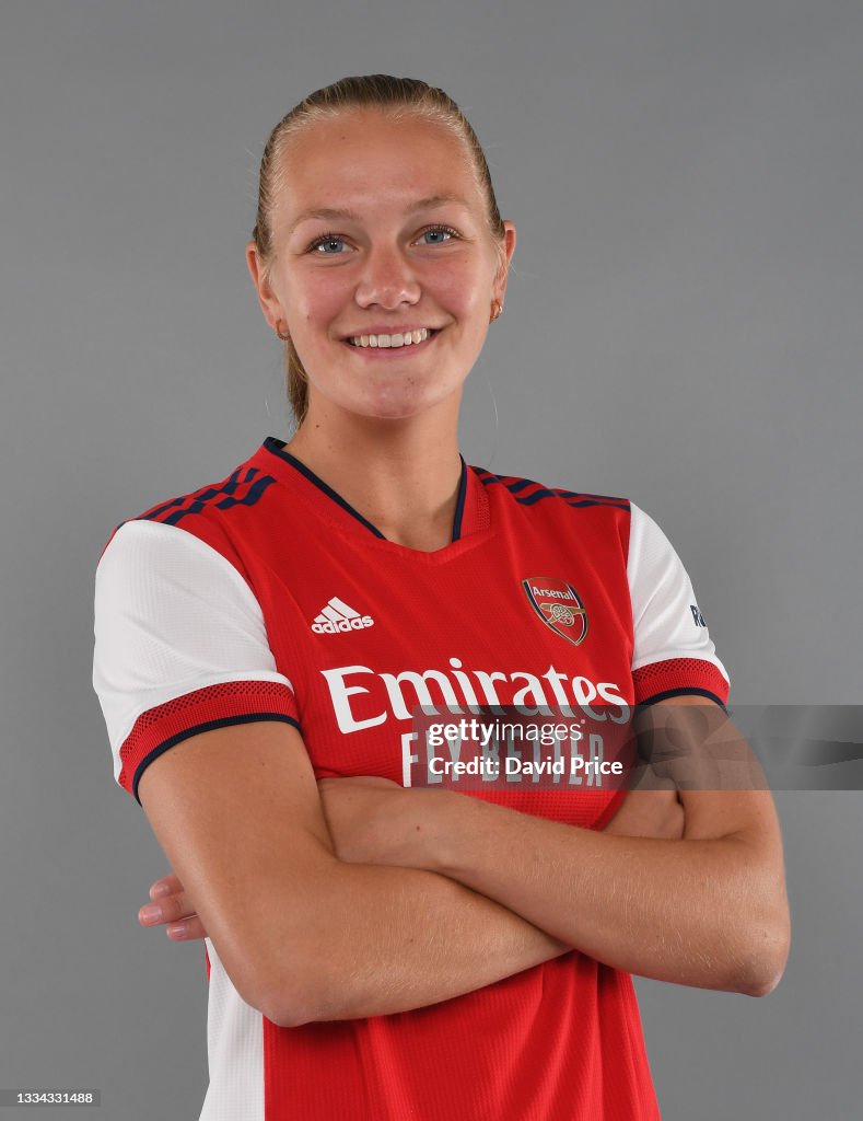 Arsenal Women Photocall