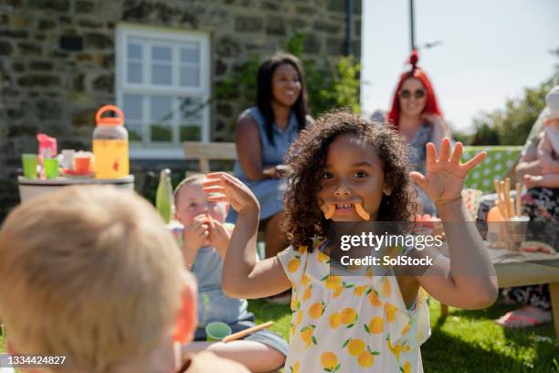 crisp fangs - fang stock pictures, royalty-free photos & images