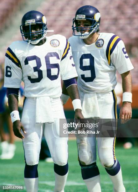 Minnesota Vikings QB Tommy Kramer during NFL game action of Los Angeles Rams against Minnesota Vikings, October 6, 1985 in Anaheim, California.