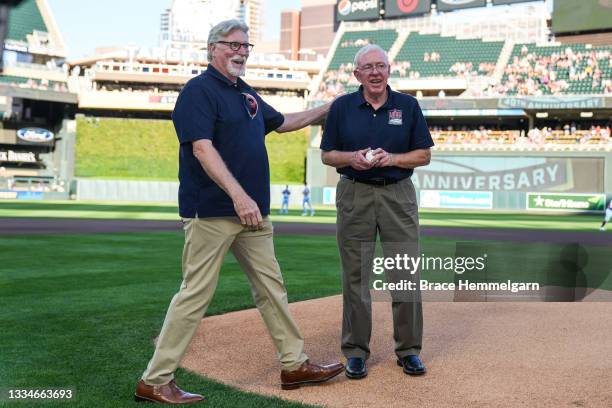 Former Minnesota Twins pitcher Jack Morris and manager Tom Kelly honored prior to the game with the 1991 World Series reunion team against the Tampa...
