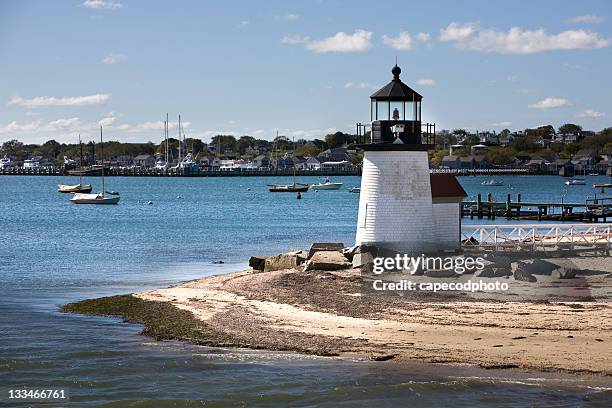 approaching brant point light - nantucket stock pictures, royalty-free photos & images