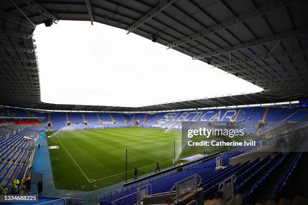 General view inside the stadium prior to the Sky Bet Championship match between Reading and Bristol City at The Select Car Leasing Stadium on August...