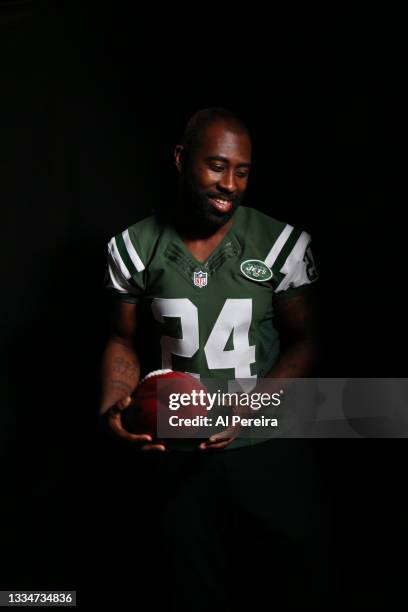 Darrell Reeves 2,859 Darrelle Revis Photos & High Res Pictures - Getty Images