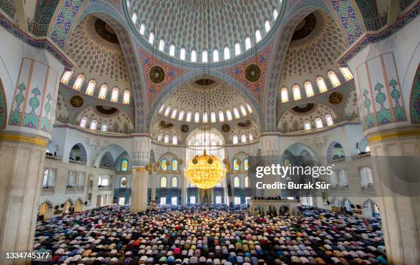 moschea, islam e culto musulmano, preghiera - moschea foto e immagini stock