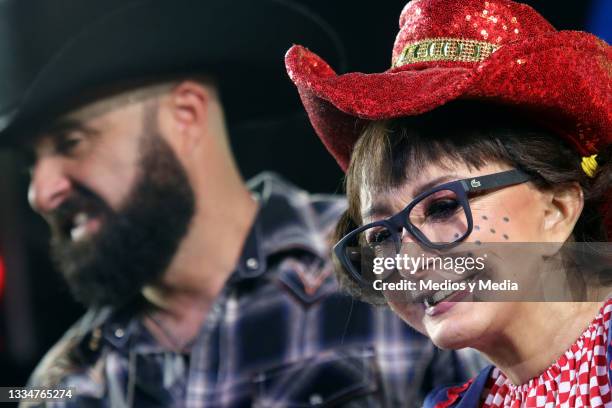 Luk Vegas and María Antonieta de las Nieves aka La Chilindrina speak to the press at Salon Las Tertulias on August 17, 2021 in Mexico City, Mexico....