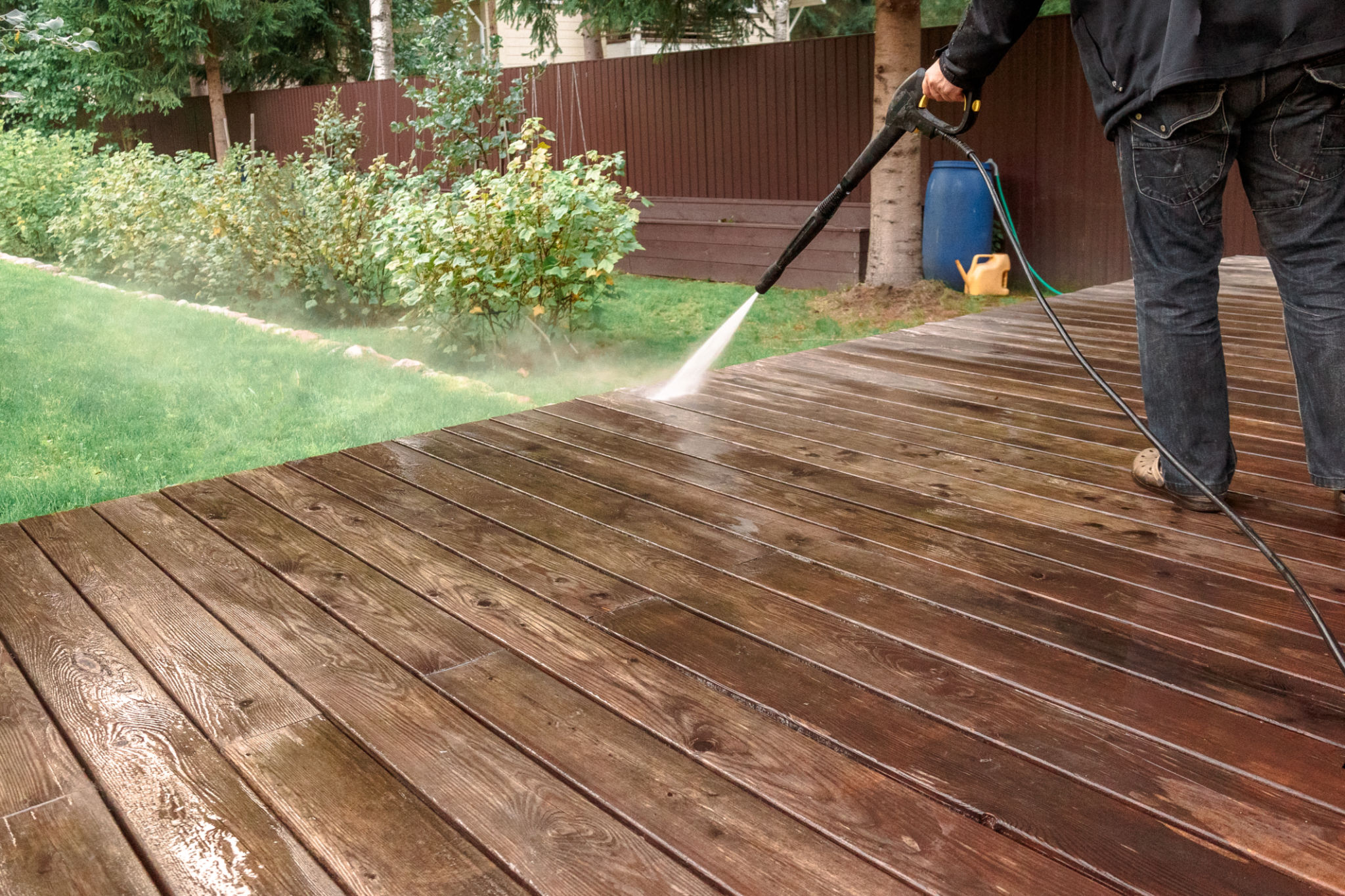 cleaning pergola