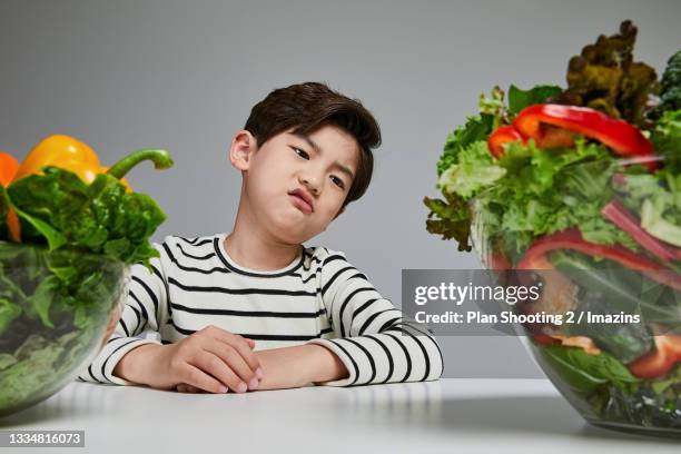 Decline Rice Kid Asian Kid Reject Food Photos and Premium High Res Pictures - Getty Images