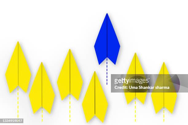 340 Yellow Paper Airplane Photos and Premium High Res Pictures - Getty  Images