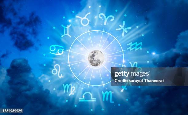 zodiac signs inside of horoscope circle. astrology in the sky with many stars and moons  astrology and horoscopes concept - aquarius foto e immagini stock