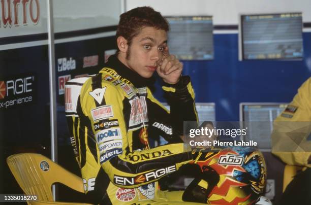 Italian 500cc Nasro Azzuro Honda rider Valentino Rossi during French Grand Prix. Le Mans, 20th May 2001.