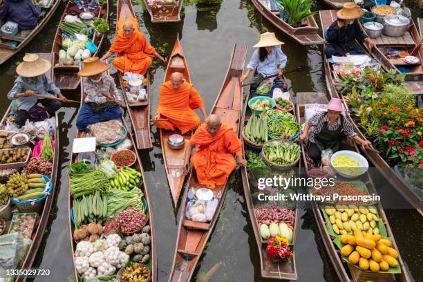 floating market thailand bangkok - floating markets bangkok stock pictures, royalty-free photos & images