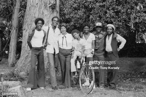 Aretha Franklin chez elle en famille avec son mari Glynn Turman et leurs enfants : Teddy Richard , Kecalf , Stephanie Turman et Glynn Turman Jr.