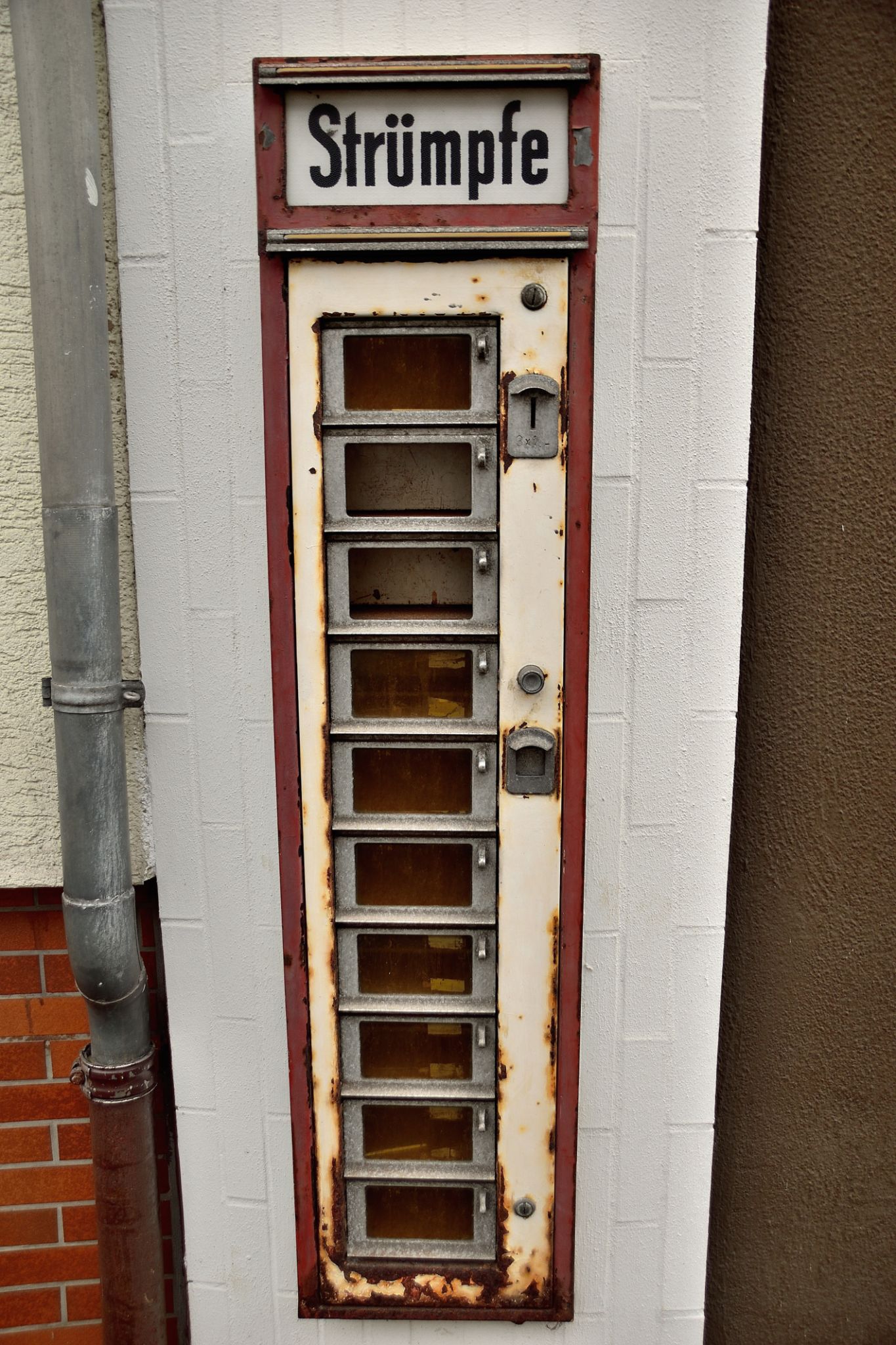 vending machine stocking