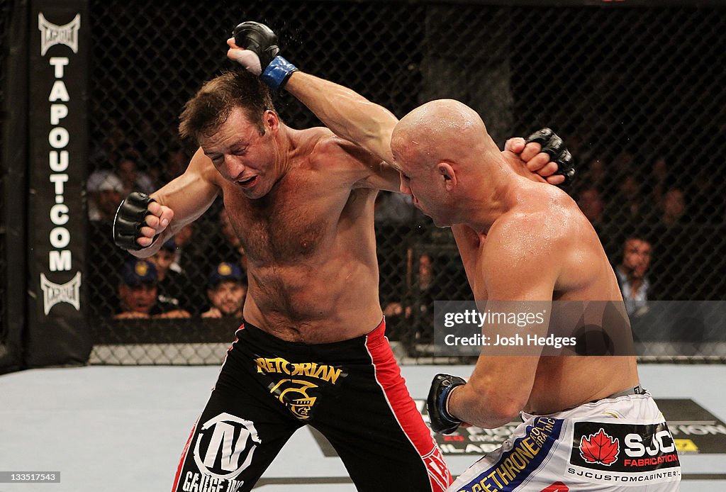UFC 139: Shogun v Henderson