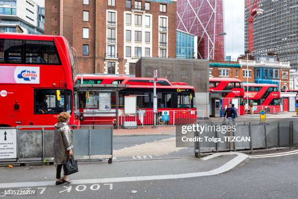 London Bus Railing 1,134 Bus Railing Stock Photos, High-Res Pictures, and Images - Getty ...
