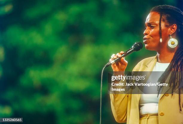 American Jazz singer Dianne Reeves performs at the Panasonic Village Jazz Festival in Washington Square Park, New York, New York, August 25, 1997.