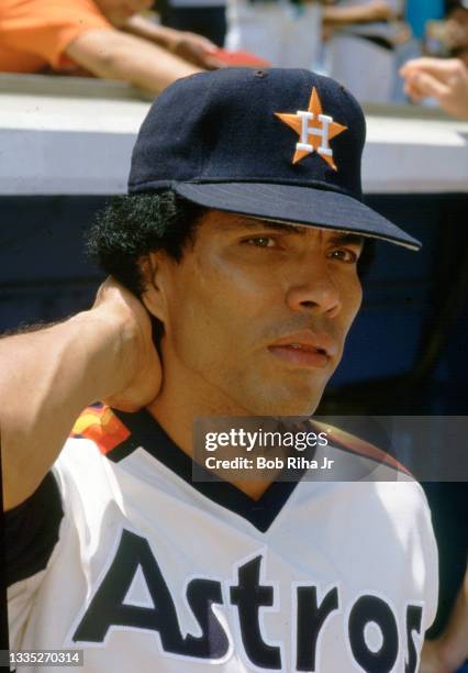 Houston Astros outfielder Jose Cruz before MLB playoff game against the Los Angeles Dodgers at Dodgers Stadium, June 6, 1985 in Los Angeles,...