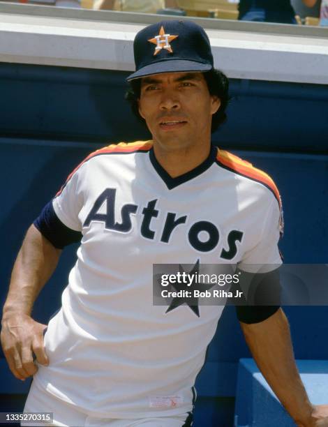 Houston Astros outfielder Jose Cruz before MLB playoff game against the Los Angeles Dodgers at Dodgers Stadium, June 6, 1985 in Los Angeles,...