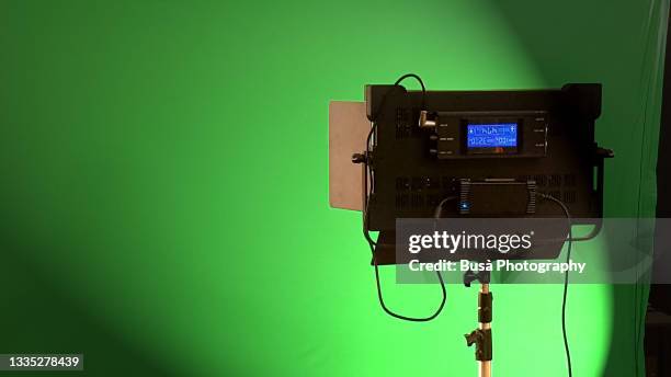 stage light projector on green screen, movie set concept - green screen movie stock pictures, royalty-free photos & images