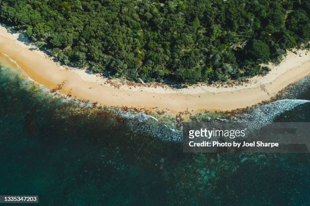 cape woolamai bay beach curve - phillip island stockfoto's en -beelden