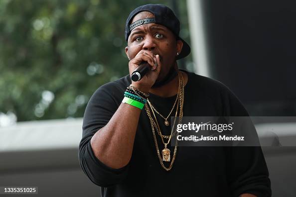 Epmd Rapper Erick Sermon of EPMD performs at It's Time For Hip Hop In News Photo ...