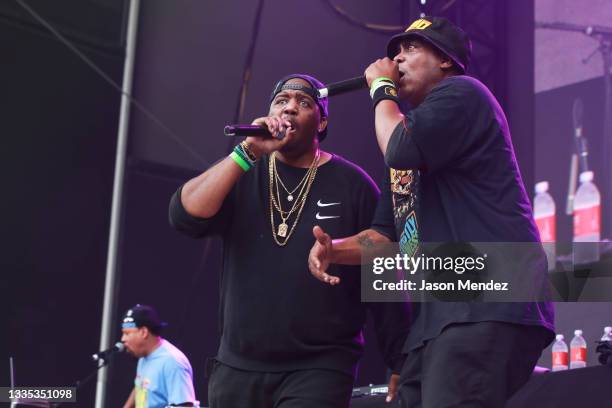 Epmd Rapper Parrish Smith Erick Sermon Photos and Premium High Res Pictures - Getty ...